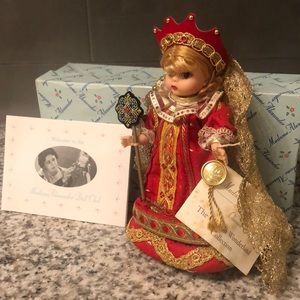 Vintage Madame Alexander Red Queen Collectable